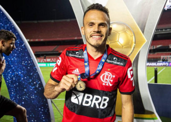 Flamengo recusa tentativa de empréstimo de Renê ao Fortaleza